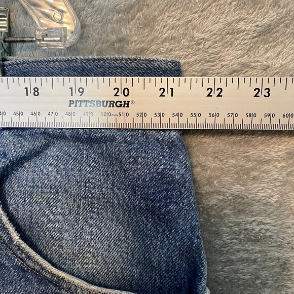 Carhartt Men High Rise Relaxed Loose Fit Destroyed Thrashed Denim Jean 42x32 - Picture 8 of 16